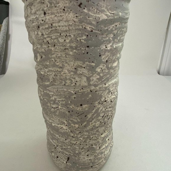 Home Décor Recycled Glass Vase Redone - Picture 5 of 5